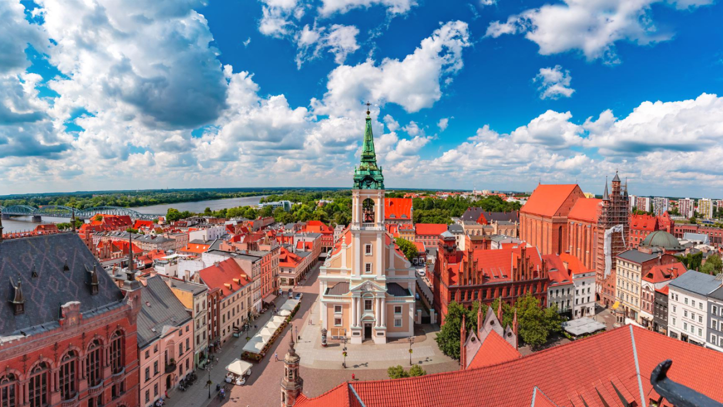 Обмен валюты в Польше: евро, доллары, гривны на злотые