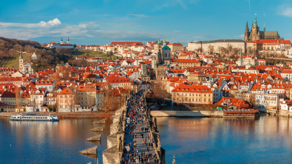 Как купить недвижимость в Чехии украинцам: все, что нужно знать